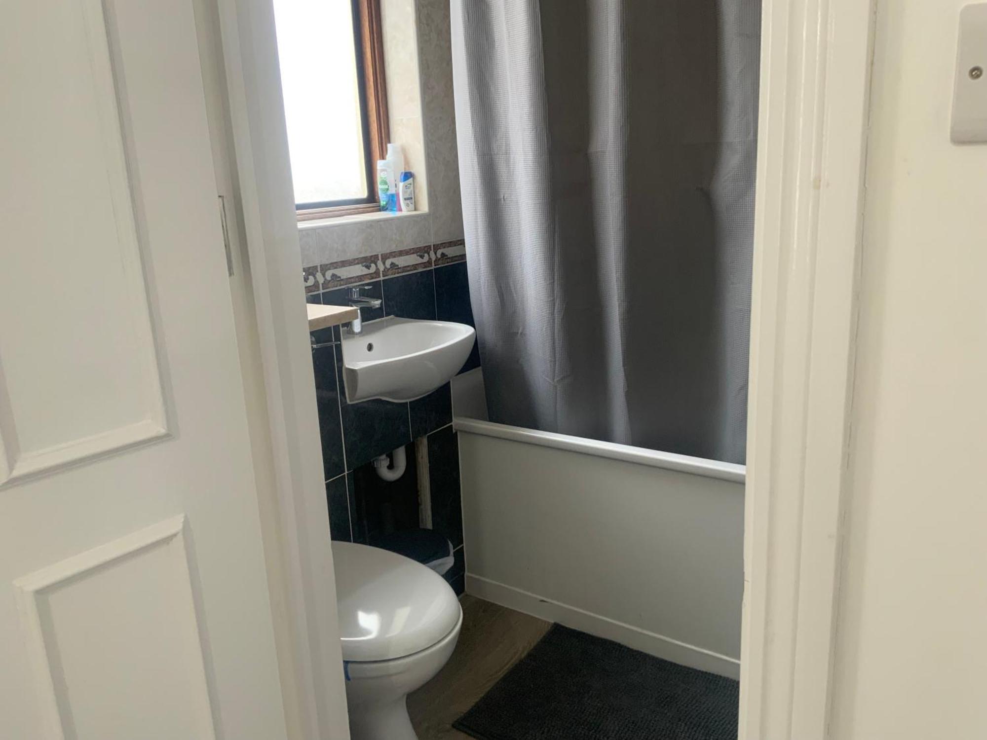 The London En-Suite Ilford Extérieur photo
