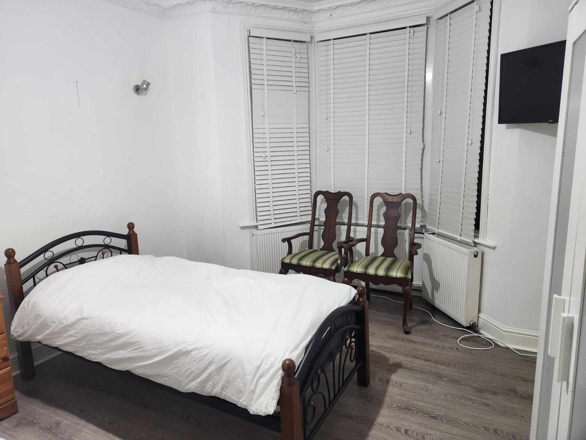 The London En-Suite Ilford Extérieur photo