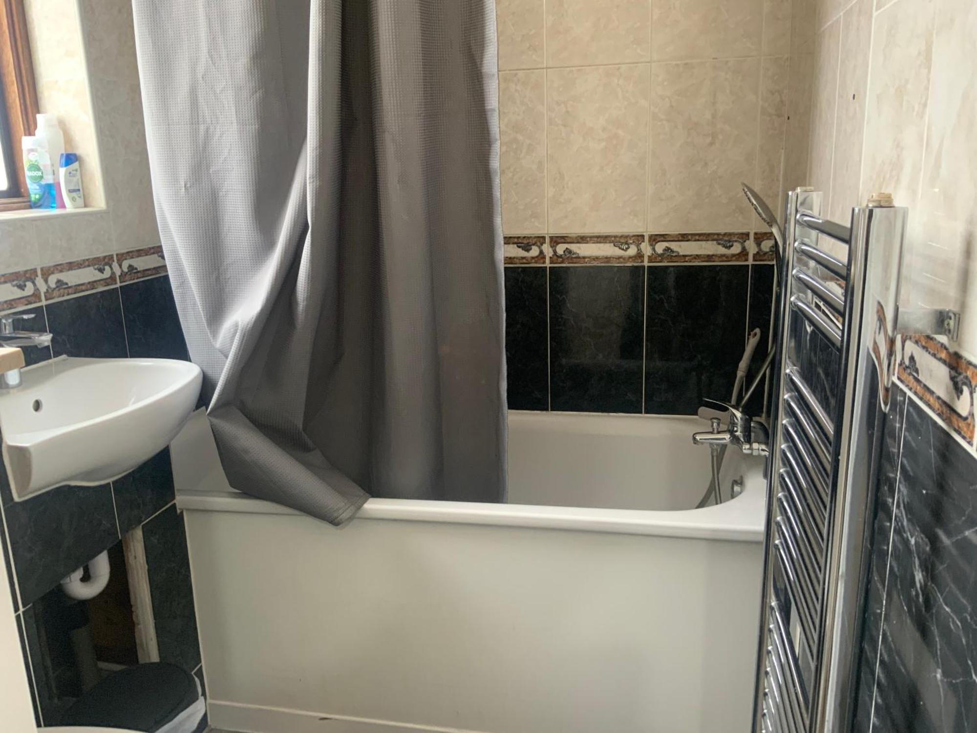 The London En-Suite Ilford Extérieur photo